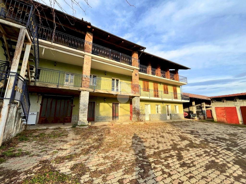 Semi-detached house Frazione Spineto, Castellamonte - photo 2