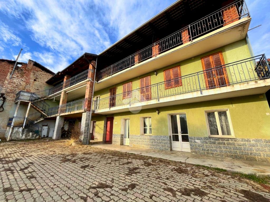 Semi-detached house Frazione Spineto, Castellamonte - photo 3