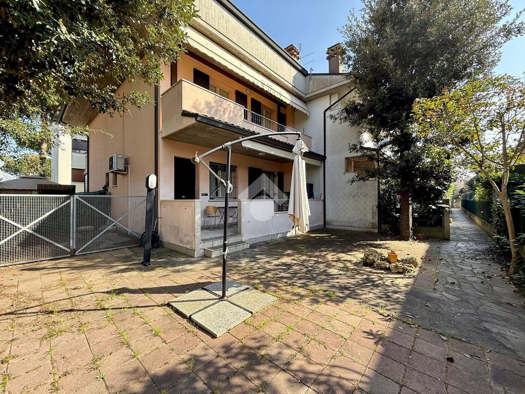 Four-room apartment Via Caduti per la Libertà, Cervia - photo 2