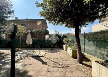 Four-room apartment Via Caduti per la Libertà, Cervia - photo 5