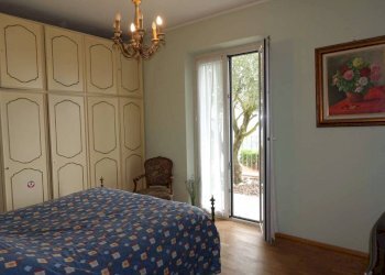 Camera da letto - Villa via Sant'Antonio, Montaldo Scarampi - foto 9