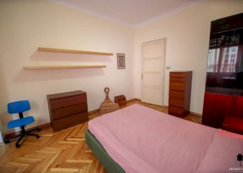 Camera da letto - Quadrilocale via Conte Verde, 8, Torino (zona Centro) - foto 2
