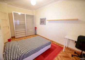 Camera da letto - Quadrilocale via Conte Verde, 8, Torino (zona Centro) - foto 9