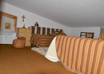 Camera da letto - Three-room apartment via Giangirone, 21, Roburent - photo 13