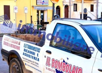 Vista - Attività Commerciale piazza della Repubblica, 61, Alcamo - foto 9