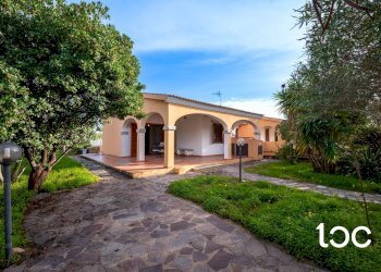 Villa a Schiera San Teodoro - foto 1