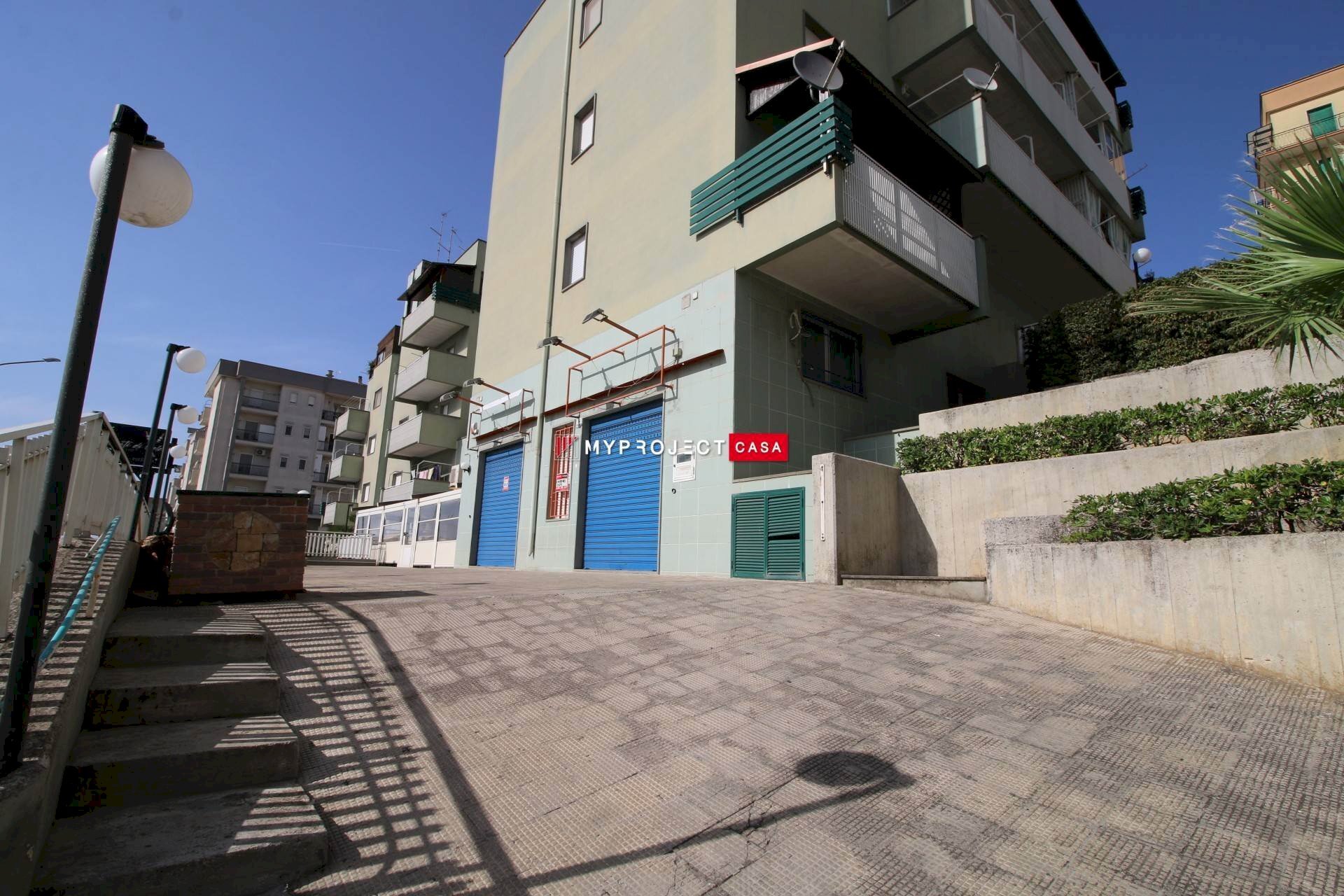 Negozio Via Cesare Pavese, Martina Franca - foto 2