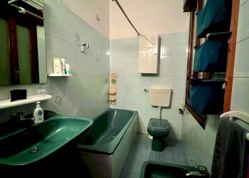 Bilocale Ferrara (zona Centro Storico) - foto 12