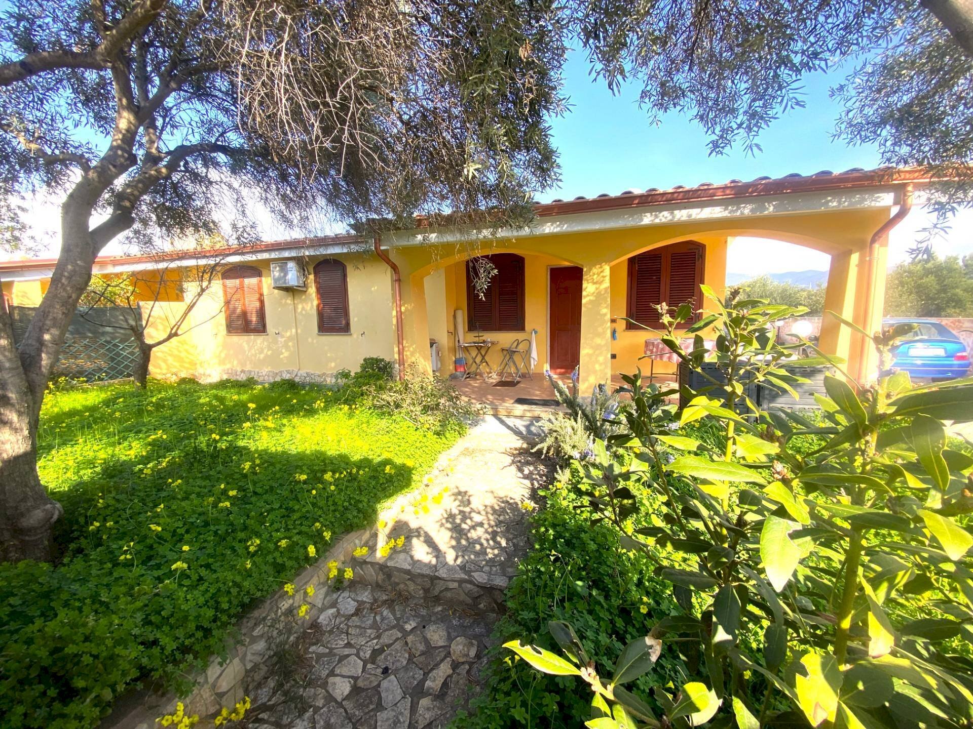 Casa indipendente viale dell'autonomia regionale, Quartu Sant'Elena - foto 1