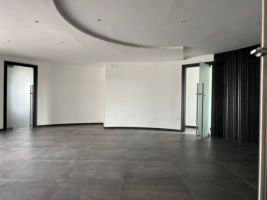 Stanza non arredata - Office viale Michelangelo, Volla - photo 3