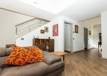 Salone - Villa via Armando Diaz, Nerviano - photo 8