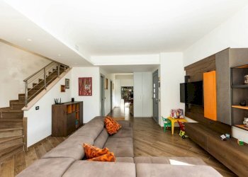 Salone - Villa via Armando Diaz, Nerviano - photo 9