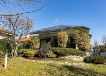 Giardino - Villa via Armando Diaz, Nerviano - photo 3