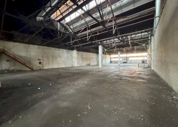 Interno non residenziale - Capannone via Camillo Prampolini, Monza - foto 3