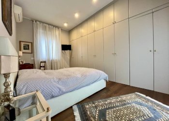 Camera da letto - Attico via Sant'Andrea, Milano (zona Quadrilatero della Moda) - foto 12