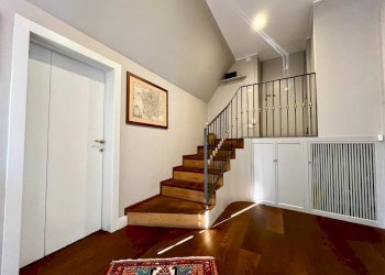 Ingresso - Attico via Sant'Andrea, Milano (zona Quadrilatero della Moda) - foto 3