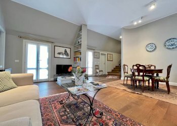 Salone - Attico via Sant'Andrea, Milano (zona Quadrilatero della Moda) - foto 4