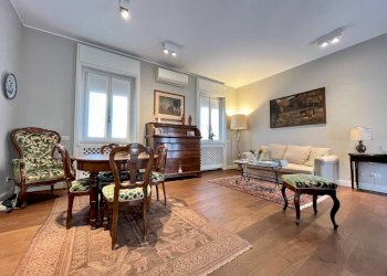 Salone - Attico via Sant'Andrea, Milano (zona Quadrilatero della Moda) - foto 6