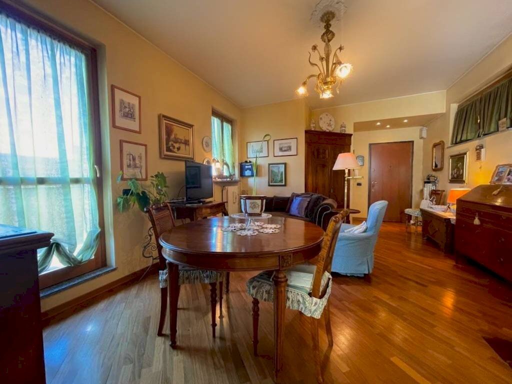 Salone - Attico piazza Opizzo Malaspina, Tortona - foto 1