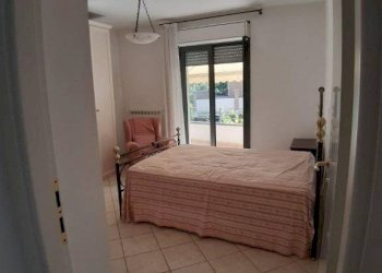 Camera da letto - Quadrilocale via Capuani, 24, Giulianova - foto 12