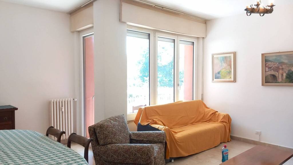 Salone - Four-room apartment via Fabio Filzi, 22, Varese - photo 2