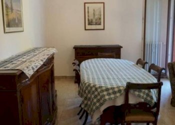 Camera da letto - Four-room apartment via Fabio Filzi, 22, Varese - photo 23