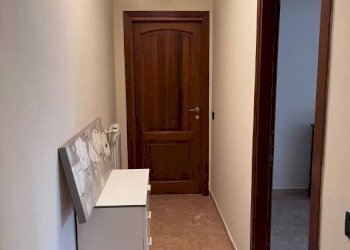 Corridoio - Bilocale via Giuseppe Lugli, 43, Roma (zona Lido di Ostia) - foto 7