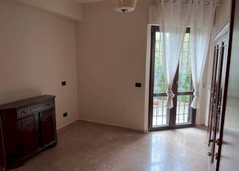 Cucina - Bilocale via Giuseppe Lugli, 43, Roma (zona Lido di Ostia) - foto 8