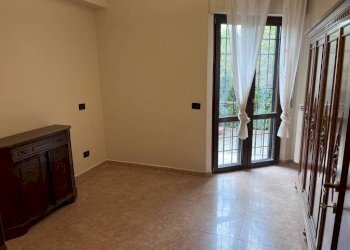 Cucina - Bilocale via Giuseppe Lugli, 43, Roma (zona Lido di Ostia) - foto 13