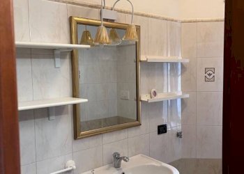 Bagno - Bilocale via Giuseppe Lugli, 43, Roma (zona Lido di Ostia) - foto 21