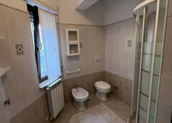 Bagno - Bilocale via Giuseppe Lugli, 43, Roma (zona Lido di Ostia) - foto 23