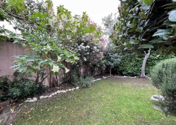 Giardino - Bilocale via Giuseppe Lugli, 43, Roma (zona Lido di Ostia) - foto 31