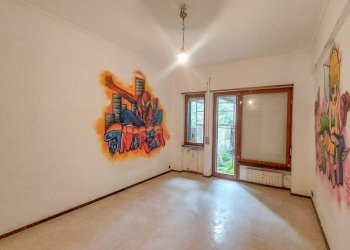 Stanza non arredata - Trilocale via Rollino, Genova (zona Sestri Ponente) - foto 15