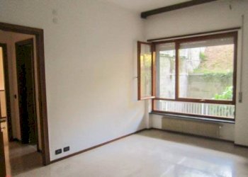 Stanza non arredata - Trilocale via Rollino, Genova (zona Sestri Ponente) - foto 23