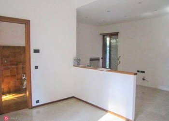 Stanza non arredata - Trilocale via Rollino, Genova (zona Sestri Ponente) - foto 24