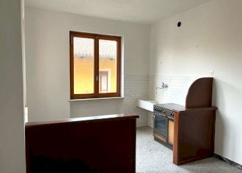 Cucina - Bilocale via Carlo Alberto, 3, San Giorgio Canavese - foto 4