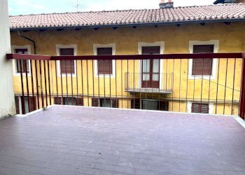 Terrazzino - Bilocale via Carlo Alberto, 3, San Giorgio Canavese - foto 8
