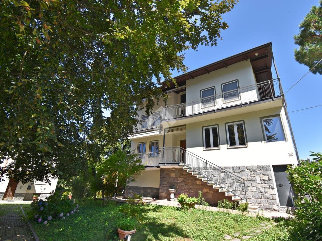 Villa Via San Pietro Martire, Ivrea - photo 1