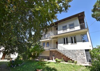 Villa Via San Pietro Martire, Ivrea - photo 1