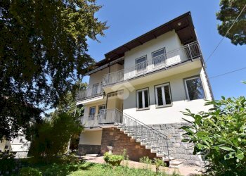 Villa Via San Pietro Martire, Ivrea - photo 4