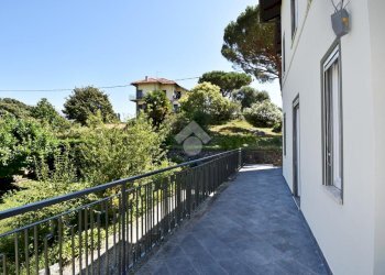 Villa Via San Pietro Martire, Ivrea - photo 37