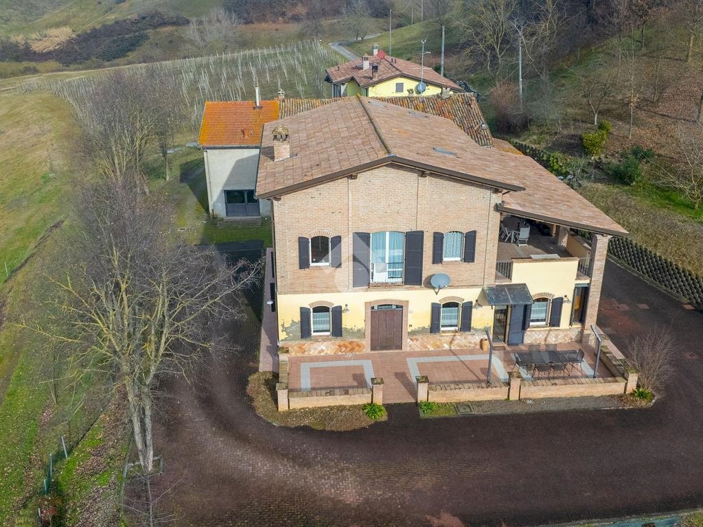 Villa Via Malacria, Langhirano - photo 1