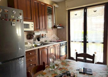 Three-room apartment Via Vincenzo Monti, Robecchetto con Induno - photo 6