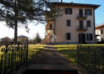 Three-family Villa Via F. Turati, Roasio - photo 43