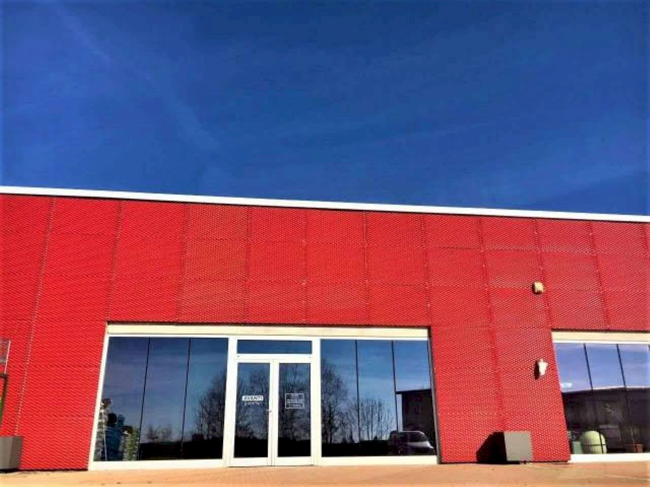 Negozio via Circonvallazione, 30, Buriasco - foto 1