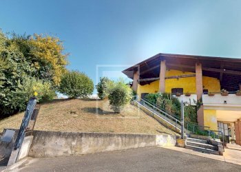 Villa Via Montegrappa, Lonato del Garda - photo 1