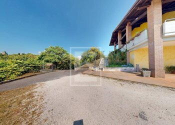 Villa Via Montegrappa, Lonato del Garda - photo 5