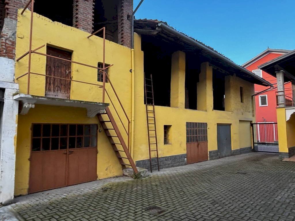 Facciata - Casa indipendente via Torino, 71, Borgomasino - foto 3