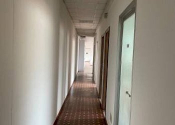 Interno appartamento - Ufficio via del Tuscolano, Bologna (zona Corticella) - foto 2