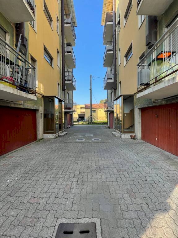 Box auto - Box via Giacomo Matteotti, Mezzago - photo 2